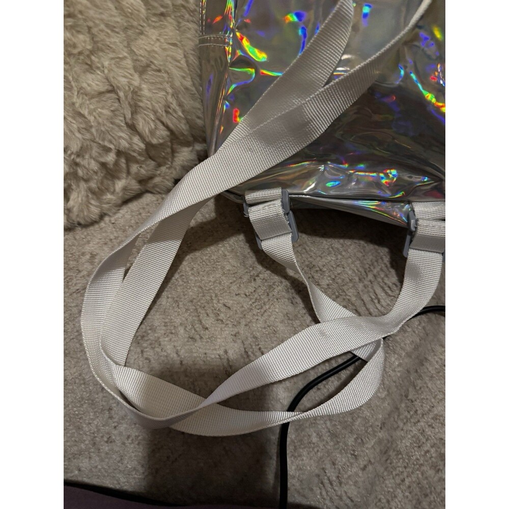 Dickies | Silver Iridescent Holographic Mini Festival Backpack - Picture 3 of 3